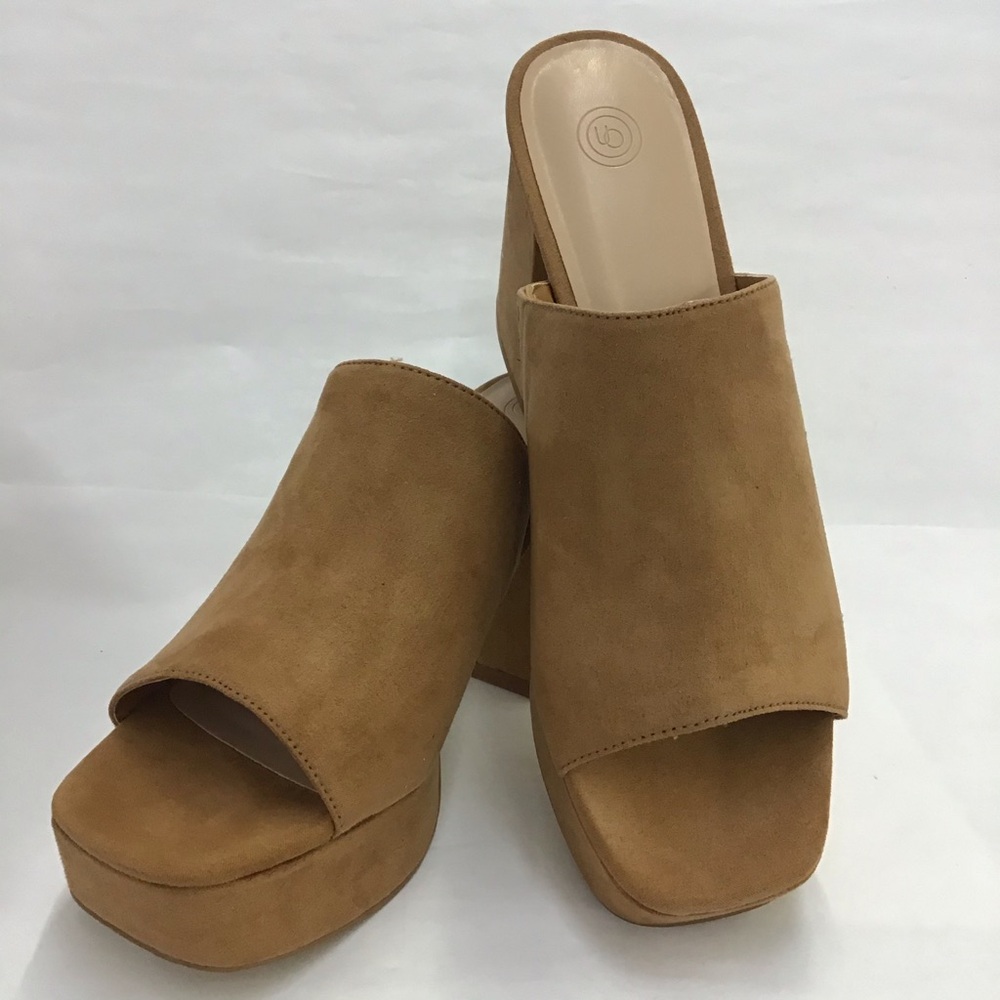 Urban Outfitters Uo Gigi Platform Mule Brown Suede Size: 10